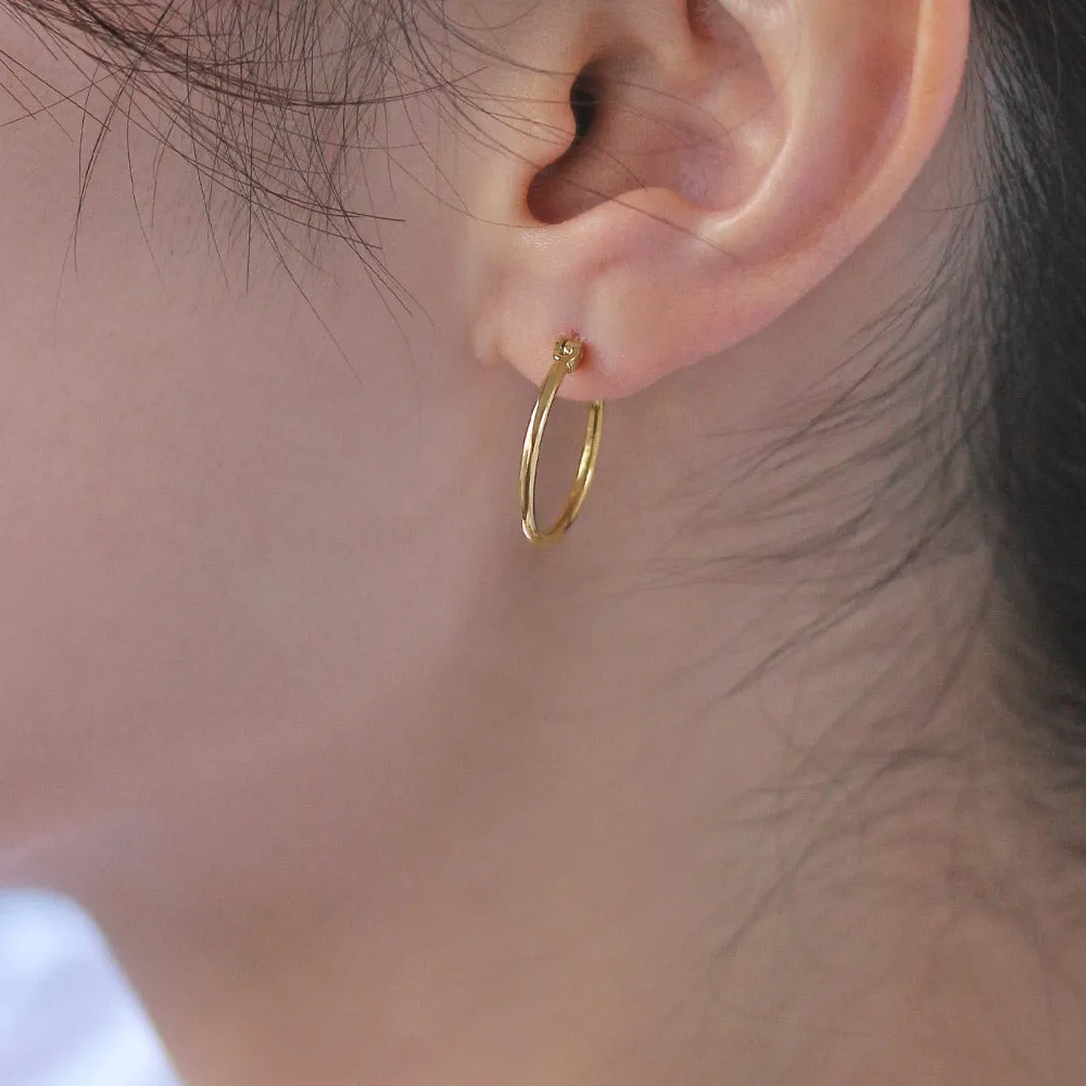 18K Gold Post Simple Hoop Earrings