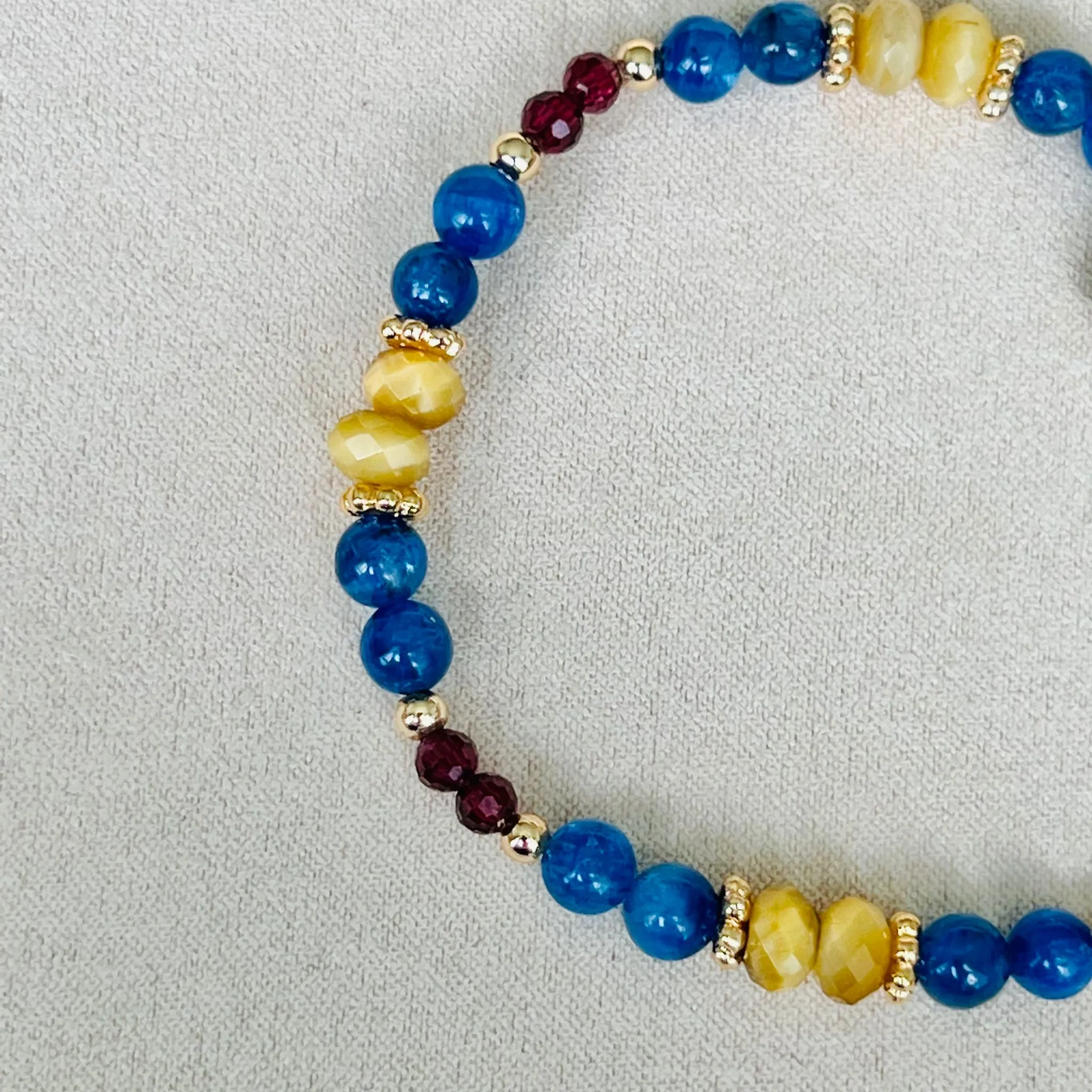 Baby Kyanite, Tigereye & Garnet Bracelet