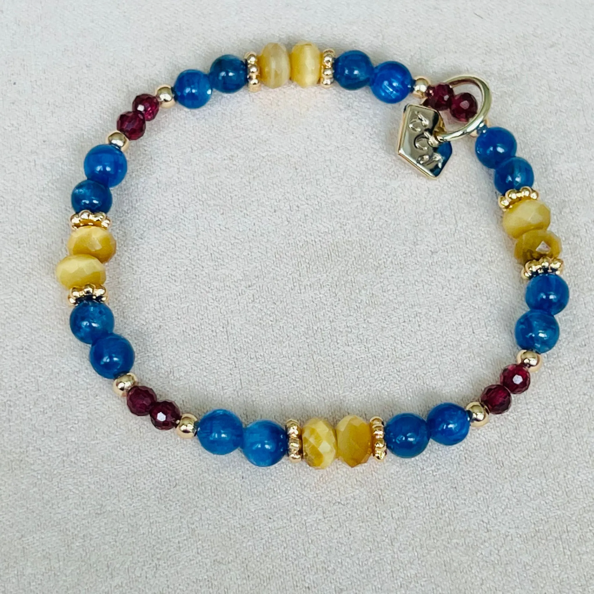 Baby Kyanite, Tigereye & Garnet Bracelet