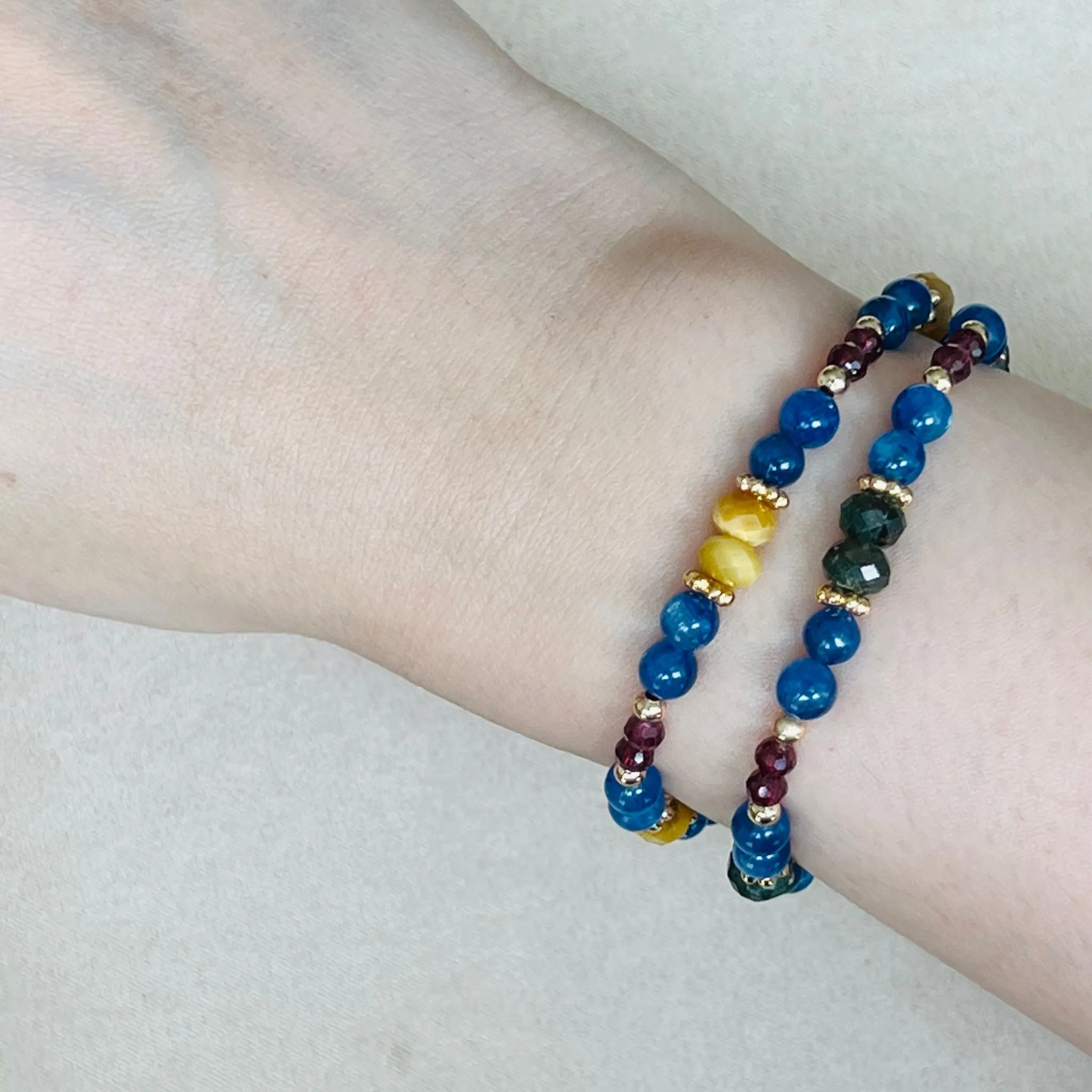 Baby Kyanite, Tigereye & Garnet Bracelet