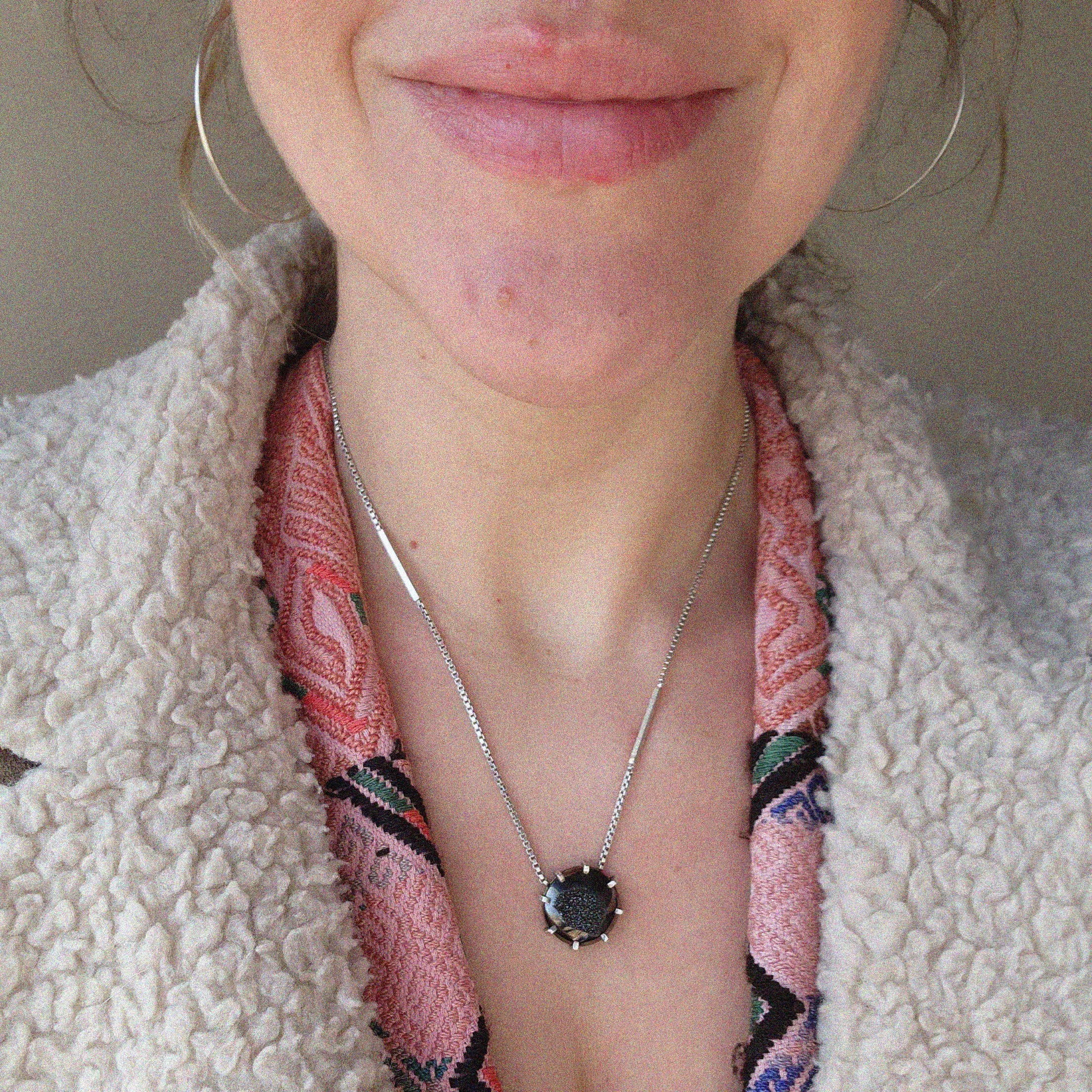 BLACK DRUZY STATION NECKLACE