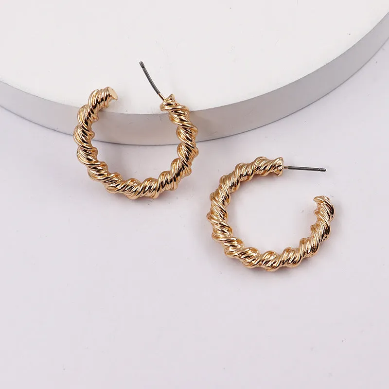 Chic Geometric Circle Earrings with Cross-border Flair