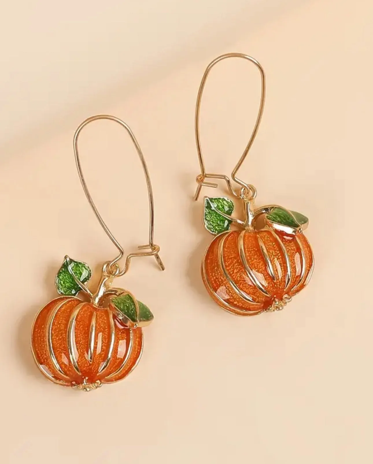 Chic Vintage-Inspired Pumpkin Drop Earrings