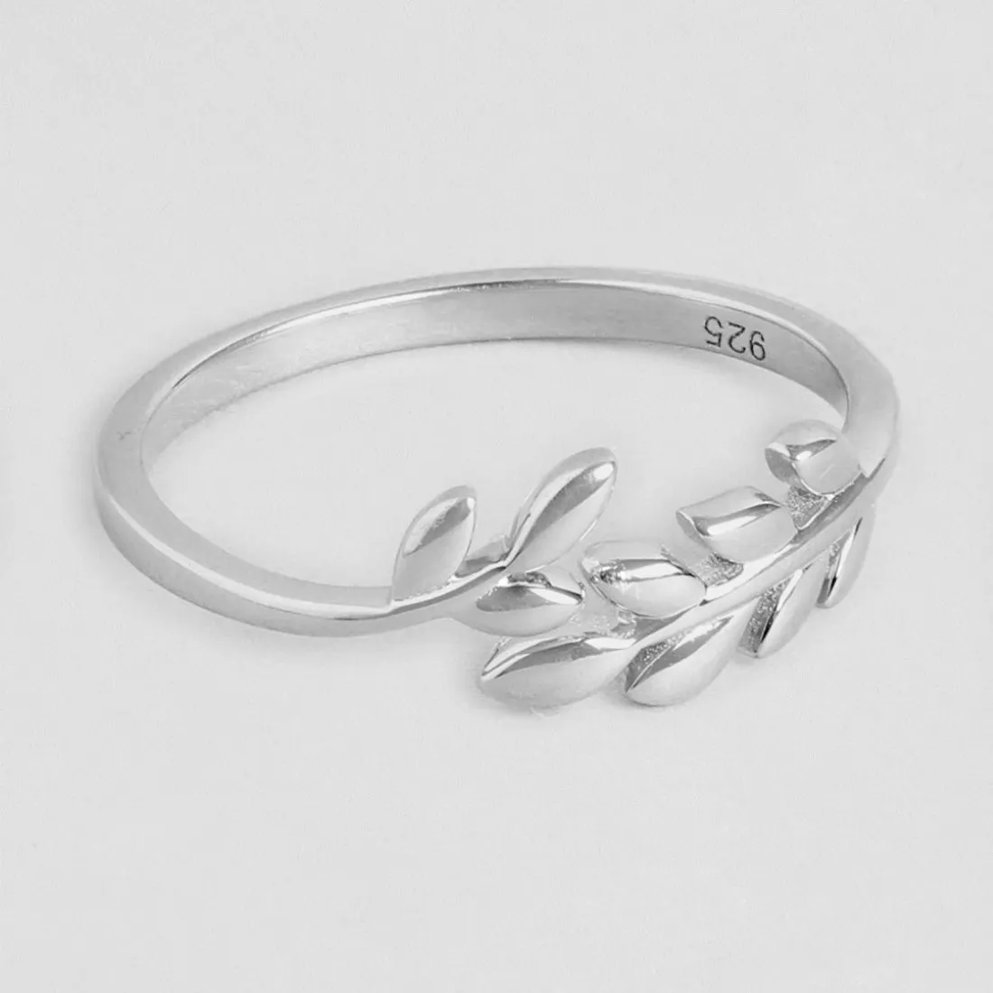 Graceful Rhodium Plated 925 Sterling Silver Leaf Ring