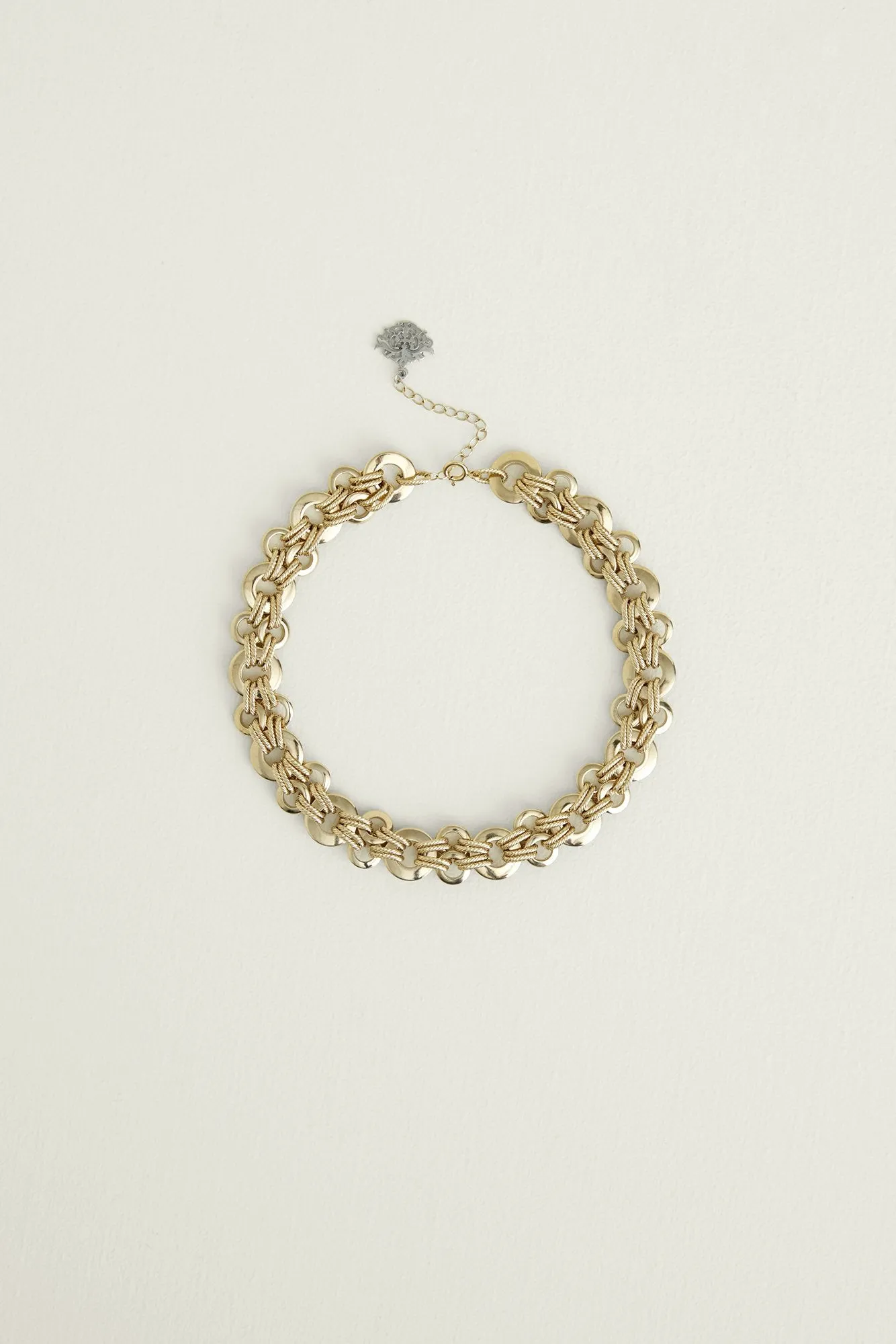 Laura Cantu Elha Choker