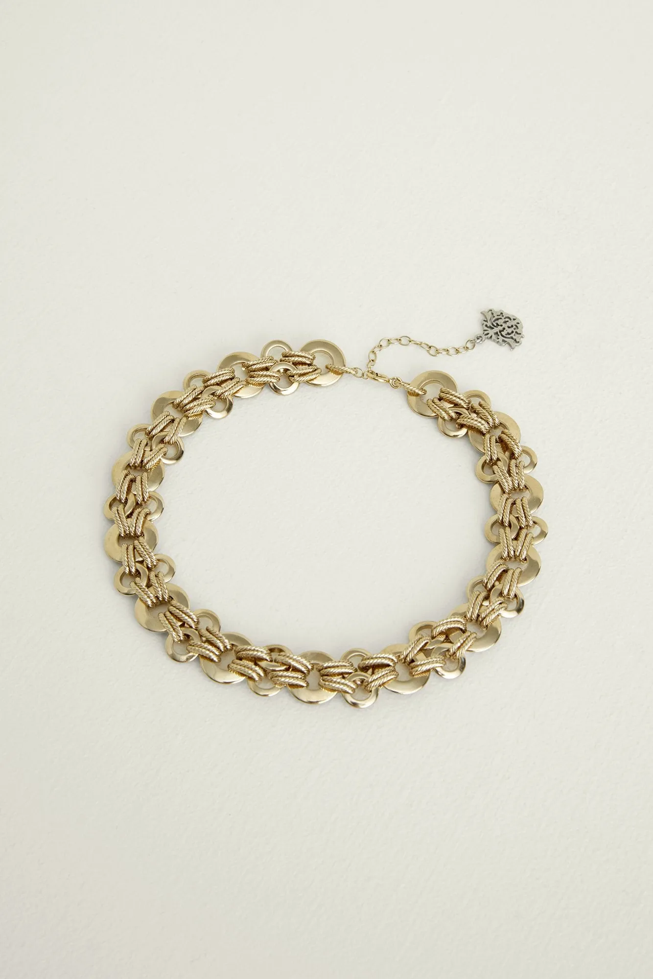 Laura Cantu Elha Choker