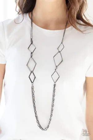 Paparazzi Necklace ~ Fashion Fave - Black