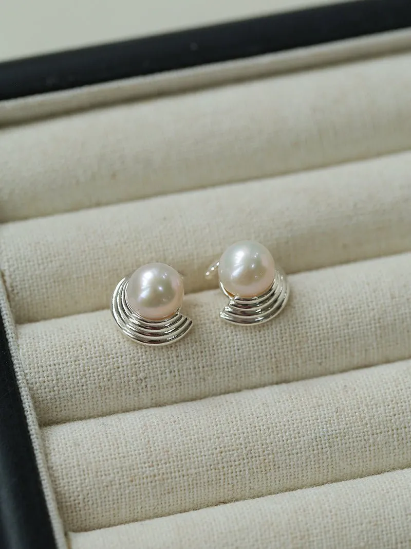 Simple Spiral Pearl Stud Earrings